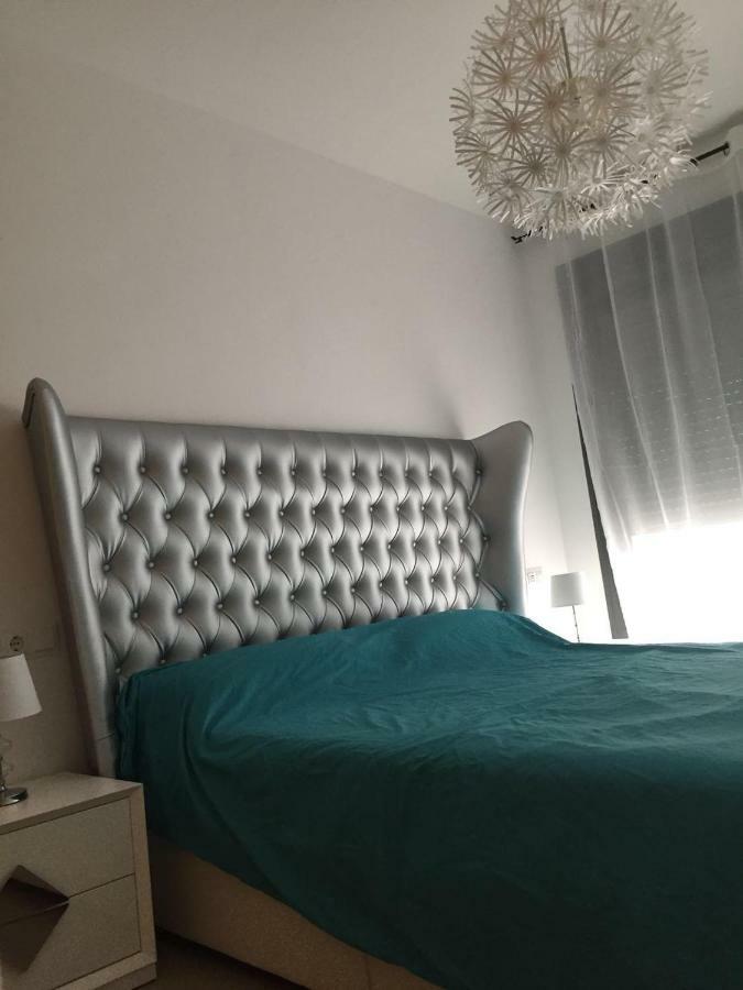 Apartamento Lujo, Primera linea playa, Garaje, Wifi, Piscina climatizada Roquetas de Mar Esterno foto